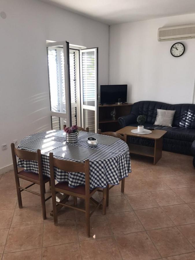 Seven Seas Apartments Mlini Extérieur photo